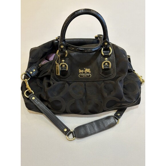 Coach Madison Black Op Art Jacquard Sabrina Satchel Logo C - Picture 1 of 5